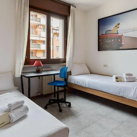 Borgo Roma With Parking - Pet Friendly Верона
